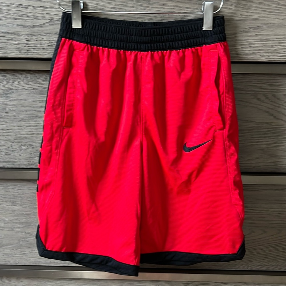 Nike elite athletic short - size big kid L